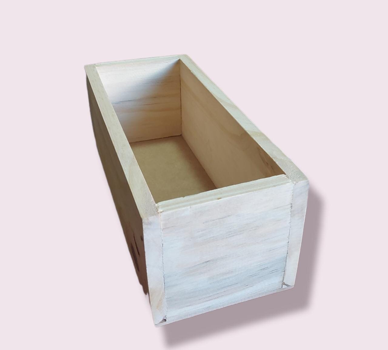 Cajón de pino (2 medidas)