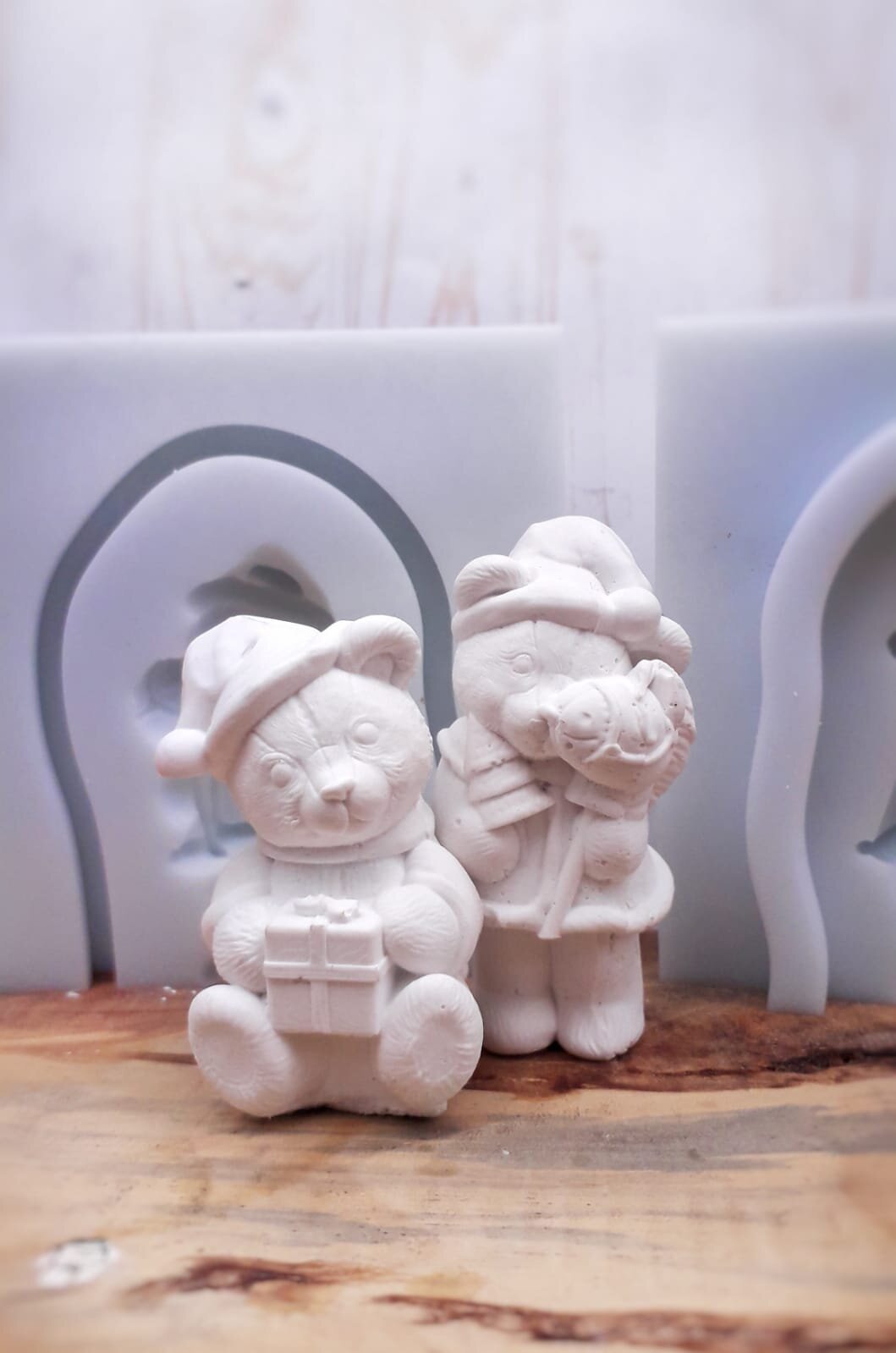 Osita navideña parada